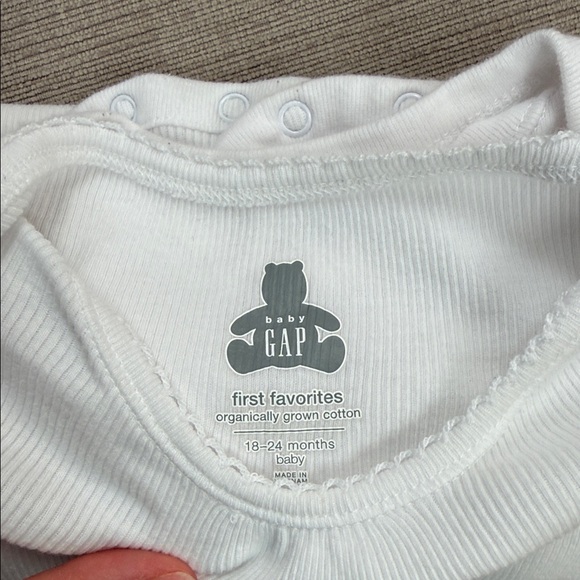 White Long Sleeve Baby Bodysuit Set - Gap - Picture 3 of 4